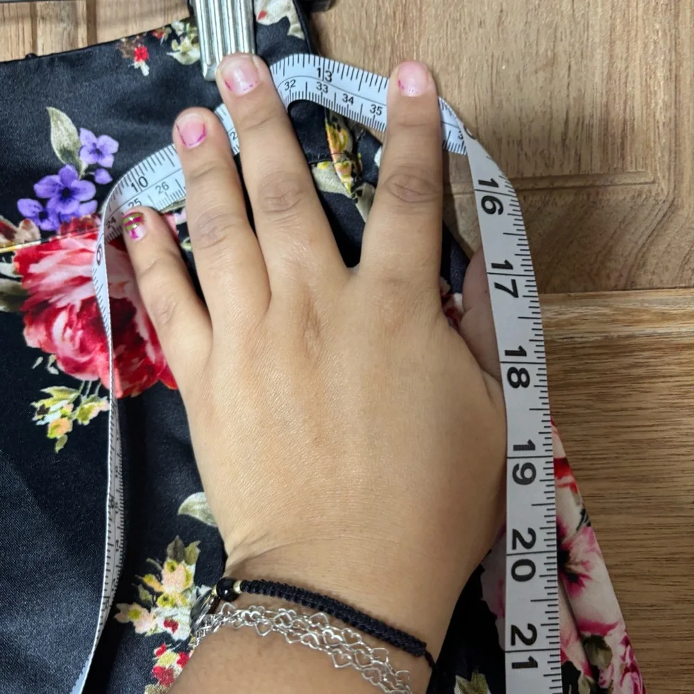 Women’s la robe‎ Floral boutique Black midi shirt size s